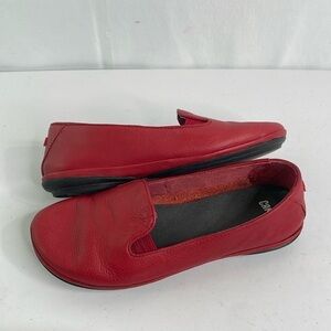 🍿 Camper Girl red soft leather flats